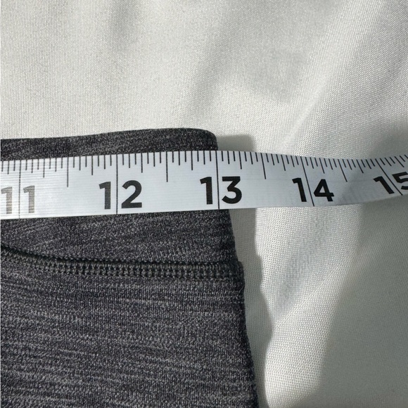 Lululemon Rain-On Train-On Tights 28” (Flawed, See Photos) Grey Size 6 - Picture 7 of 11